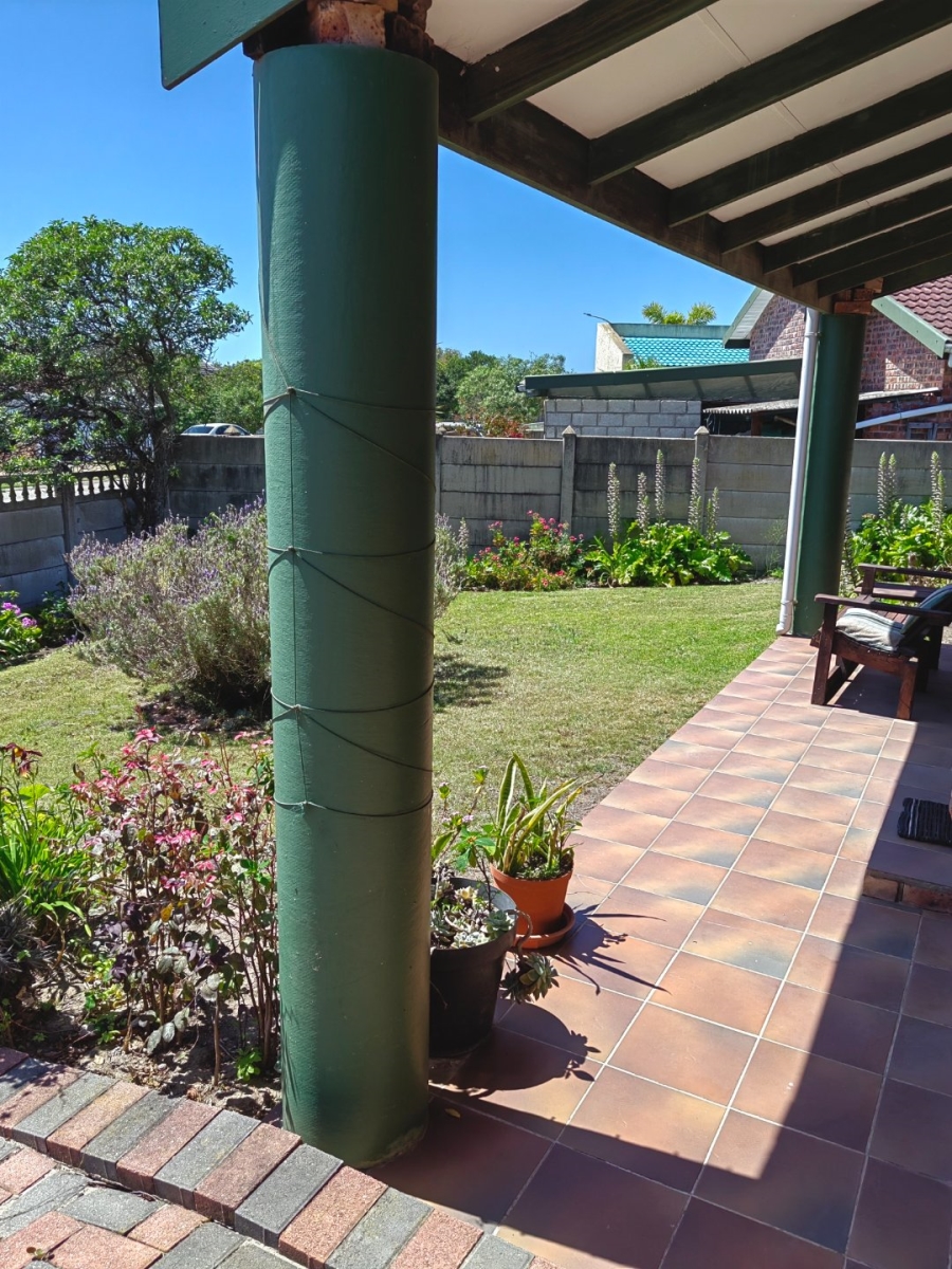 2 Bedroom Property for Sale in Aston Bay Eastern Cape